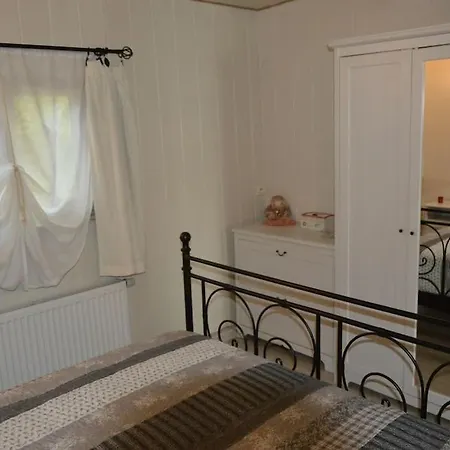 De Papitou , Situe Dans Un Coin De Paradis Stavelot