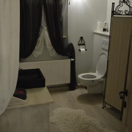 De Papitou , Situe Dans Un Coin De Paradis